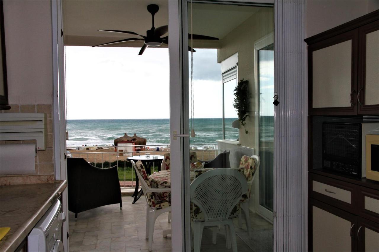Уютная квартира на берегу моря с частным бесплантным пляжем Анталія Екстер'єр фото